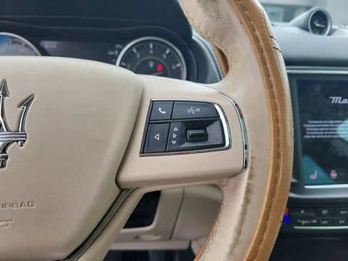 Used 2022 Maserati Levante GT image 19