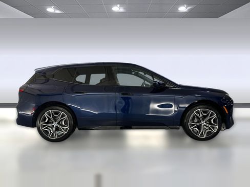 Used 2026 BMW iX xDrive45 image 7