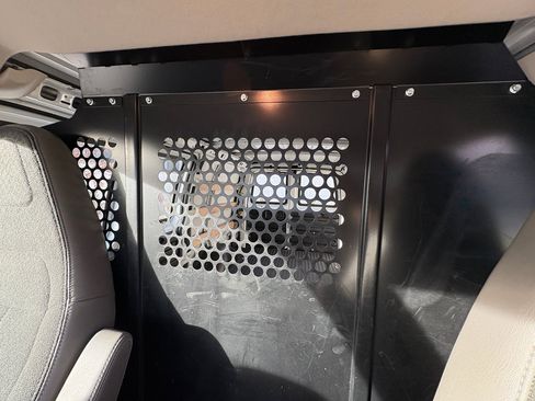 Used 2024 GMC Savana 2500 w/ Driver Convenience Package image 15