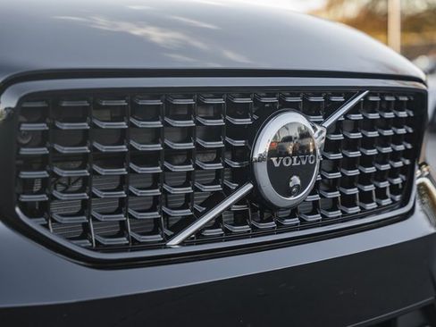 New 2026 Volvo XC40 B5 Plus w/ Protection Package Premier image 11