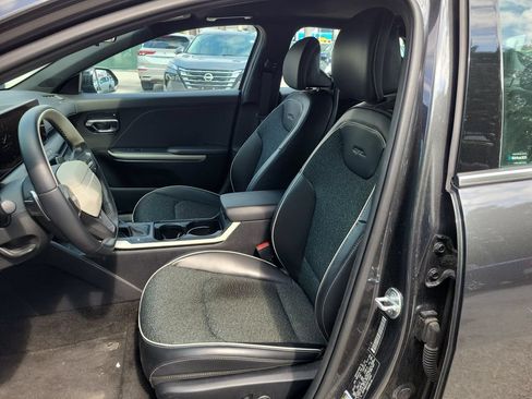 Used 2025 Kia K4 GT-Line w/ GT-Line Sunroof Package FWD image 13