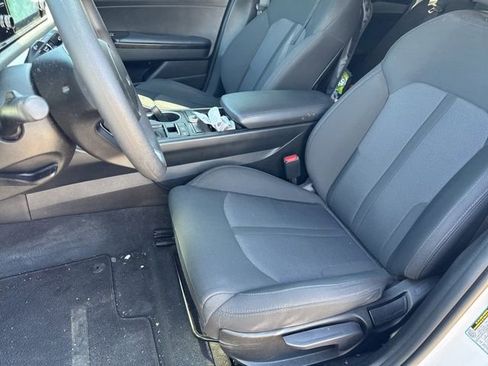 Used 2023 Kia K5 LXS image 8