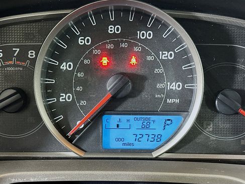 Used 2014 Toyota RAV4 XLE image 18