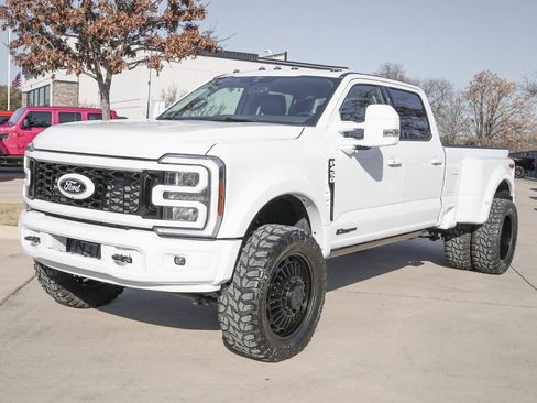 Used 2026 Ford F450 Lariat w/ FX4 Off-Road Package image 7