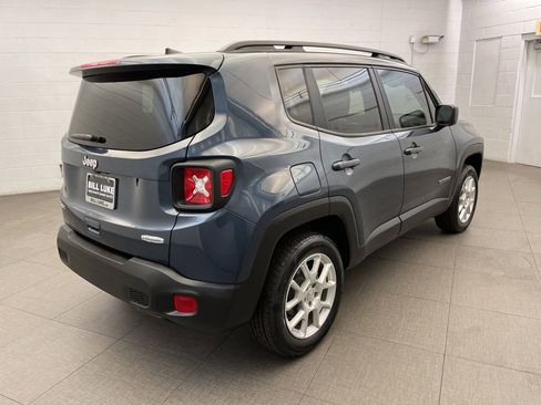 Certified 2021 Jeep Renegade Latitude AWD/4WD image 5