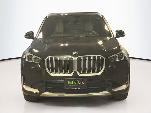 Used 2025 BMW X1 xDrive28i AWD/4WD image 2