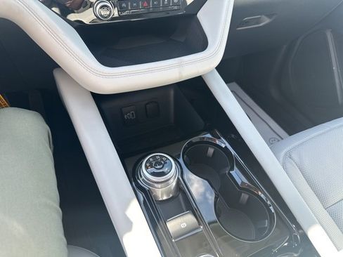 New 2026 Ford Explorer Platinum w/ LUX Leather Package image 38