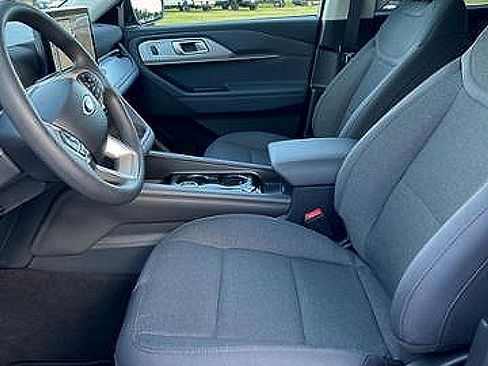 New 2026 Ford Explorer Active image 12
