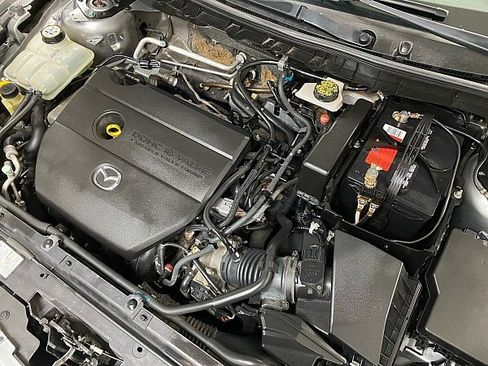 Used 2011 MAZDA MAZDA3 i Sport image 16