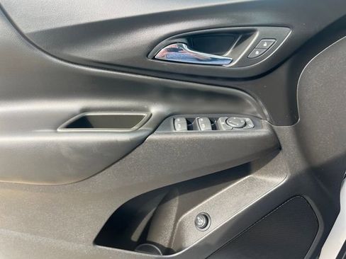 Used 2019 Chevrolet Equinox LT image 27