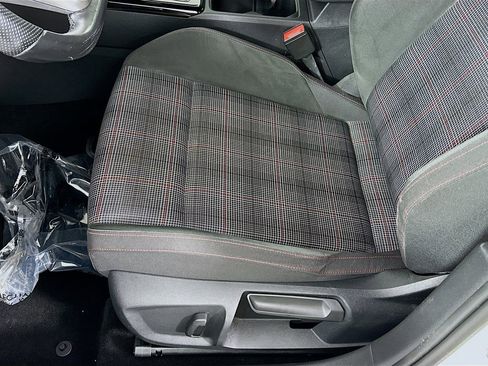 Used 2023 Volkswagen GTI SE image 27