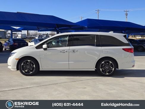 Used 2022 Honda Odyssey Elite image 4
