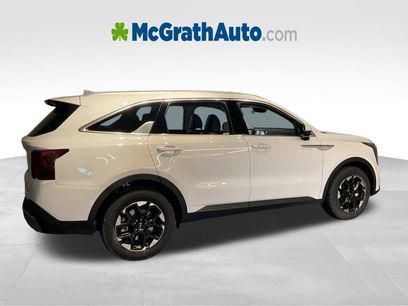 New 2026 Kia Sorento S w/ S Panoramic Sunroof Package