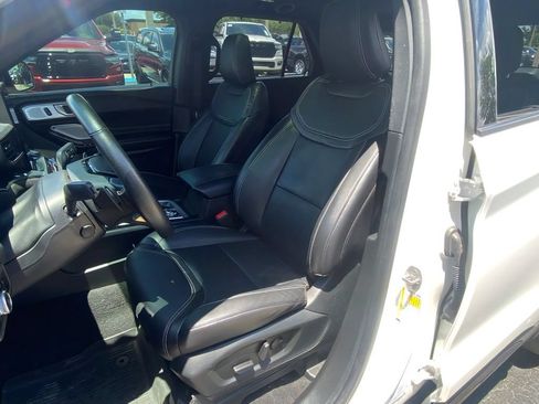 Used 2023 Ford Explorer ST w/ Equipment Group 401A AWD/4WD image 15
