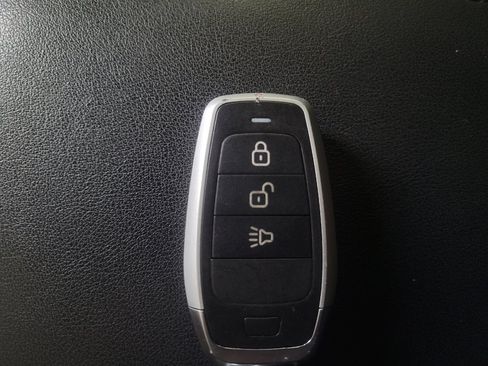 Used 2020 Ford Edge SE AWD/4WD image 32