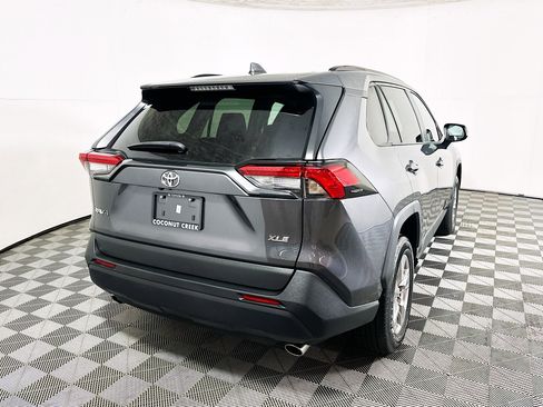 Used 2023 Toyota RAV4 XLE w/ Convenience Package FWD image 3