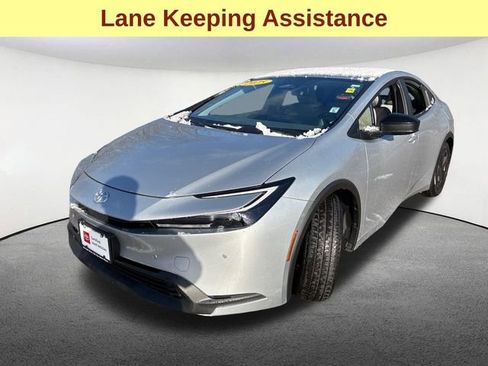 Certified 2025 Toyota Prius LE image 6