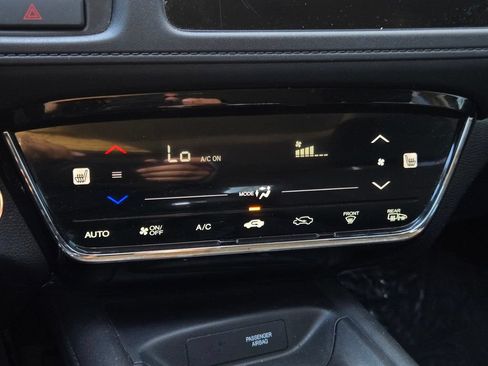 Used 2016 Honda HR-V EX image 21