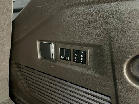 Certified 2023 Chevrolet Tahoe LT w/ Luxury Package image 16