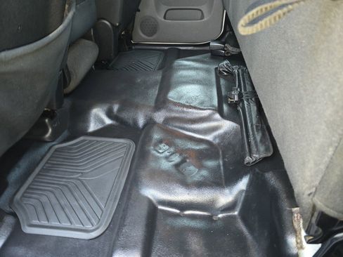 Used 2008 Chevrolet Silverado 2500 W/T image 16