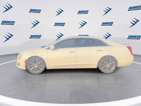 Used 2013 Cadillac XTS Luxury image 5