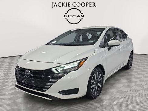 Certified 2025 Nissan Versa SV w/ Trunk Package image 1