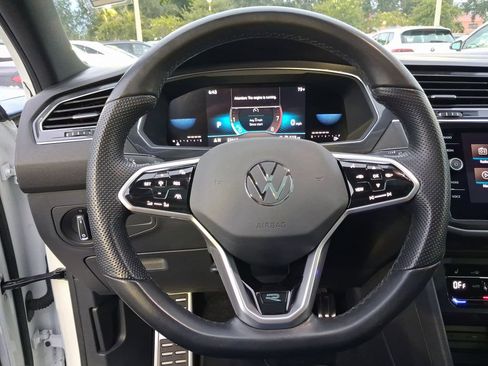 Certified 2023 Volkswagen Tiguan SE R-Line FWD image 15