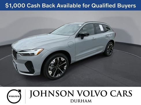 New 2026 Volvo XC60 T8 Plus w/ Protection Package Premier AWD/4WD image 4