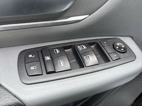 Used 2021 RAM 1500 Big Horn AWD/4WD image 15