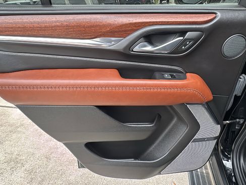 Used 2024 GMC Yukon Denali Ultimate image 16