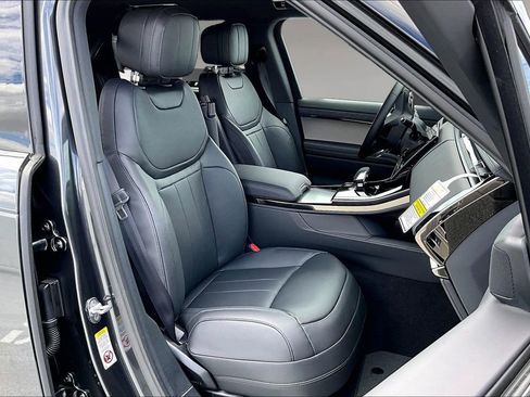 New 2026 Land Rover Range Rover Sport SE AWD/4WD image 11