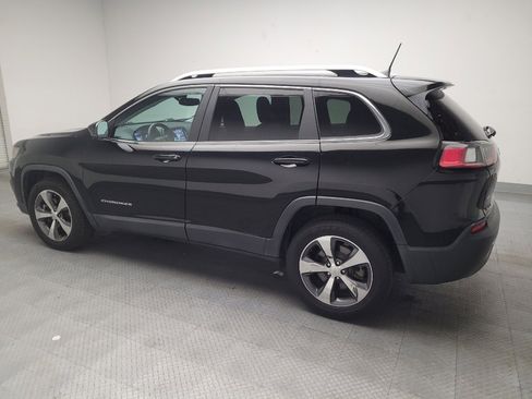 Used 2019 Jeep Cherokee Limited image 3