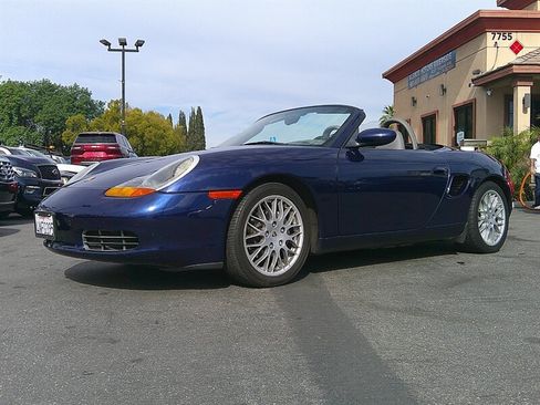 Used 2001 Porsche Boxster image 2