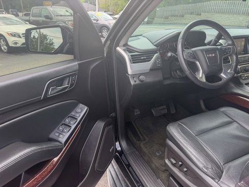 Used 2016 GMC Yukon SLE w/ Convenience Package RWD image 12