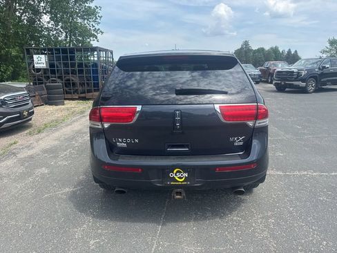 Used 2015 Lincoln MKX AWD w/ Equipment Group 102A image 7