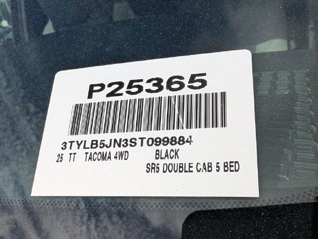 Used 2025 Toyota Tacoma SR5 AWD/4WD image 36