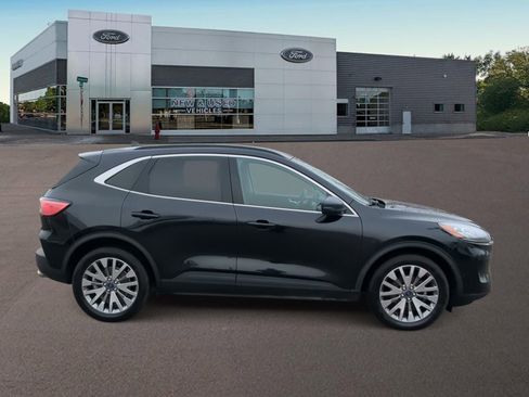 Certified 2020 Ford Escape Titanium image 12