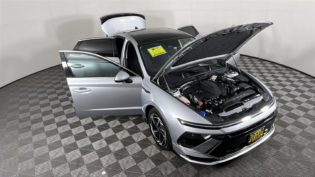 Used 2025 Hyundai Sonata SEL FWD image 51