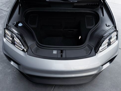 New 2026 Porsche Macan 4S Electric image 39