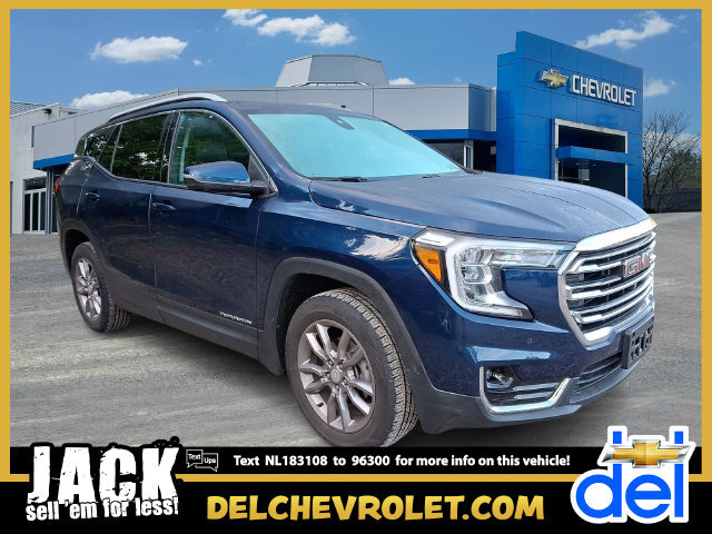 Used 2022 GMC Terrain SLT w/ Tech Package AWD/4WD image 1