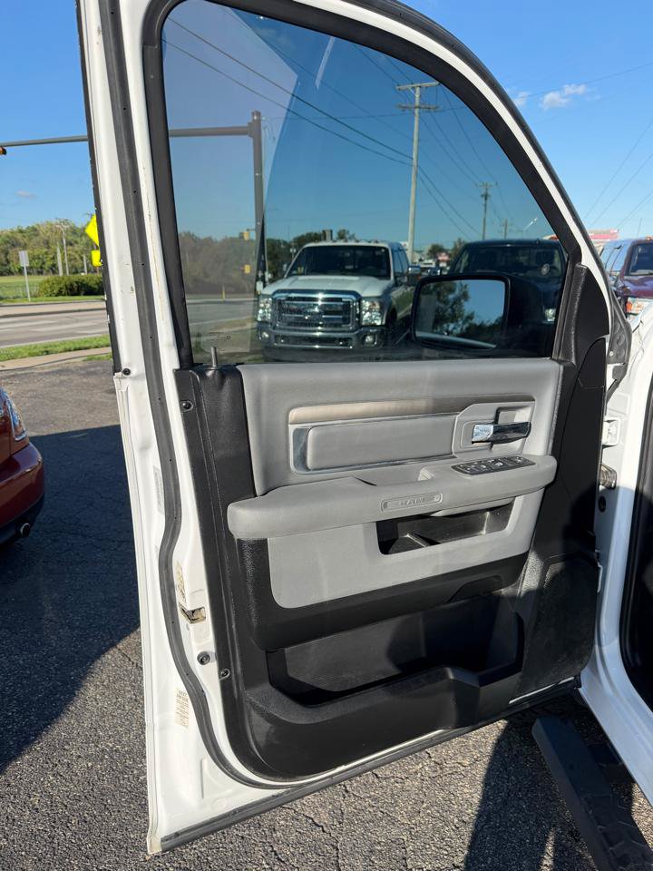 Used 2016 RAM 1500 Big Horn AWD/4WD image 12