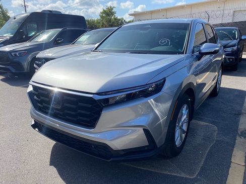 Used 2025 Honda CR-V EX-L image 12