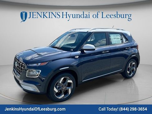 New 2026 Hyundai Venue SEL FWD image 11