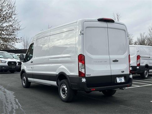 New 2025 Ford Transit 250 Base image 4