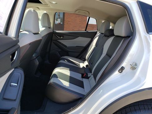 Used 2018 Subaru Crosstrek 2.0i Limited image 11