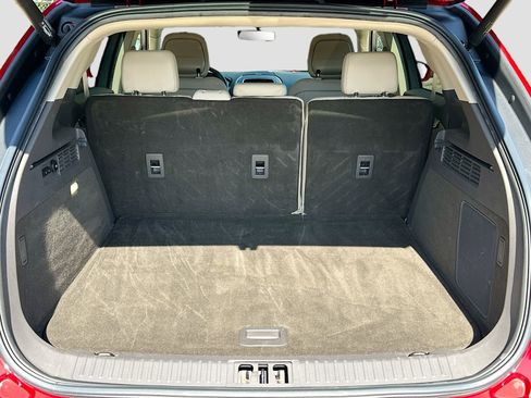 Used 2020 Lincoln Nautilus Reserve w/ Equipment Group 201A image 28