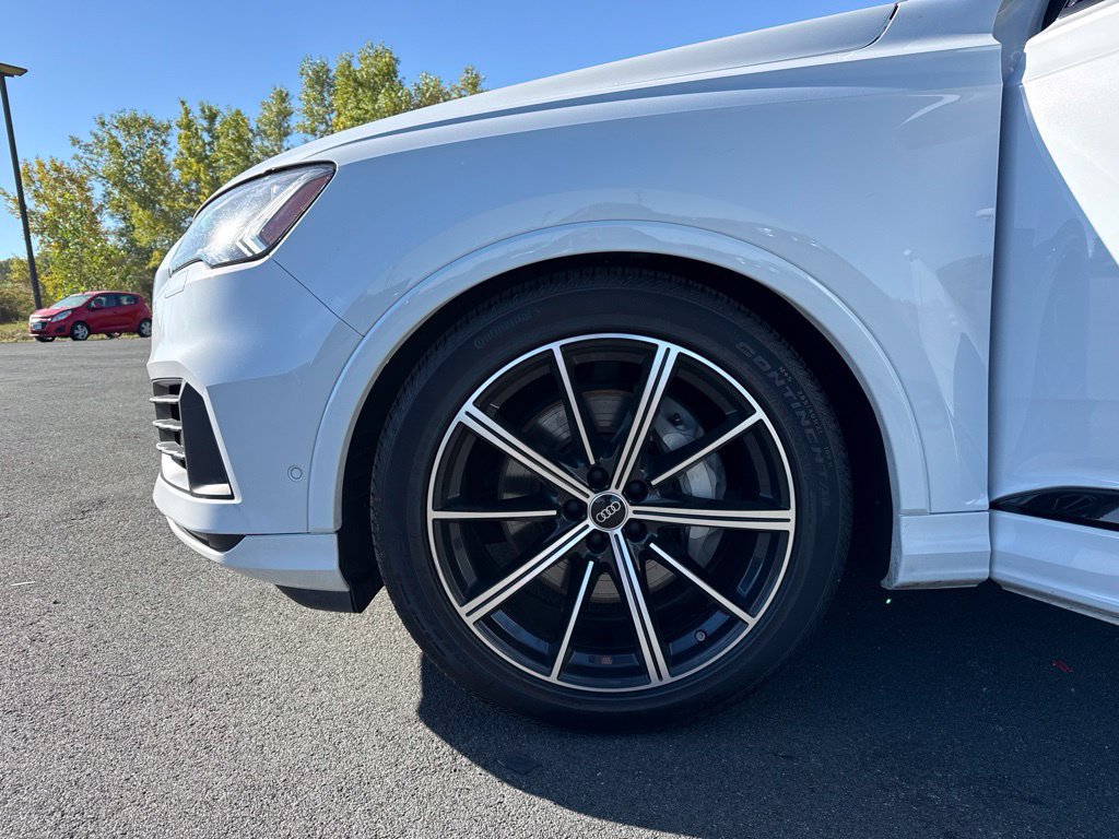 Used 2024 Audi Q7 3.0T Prestige w/ Prestige Package AWD/4WD image 24