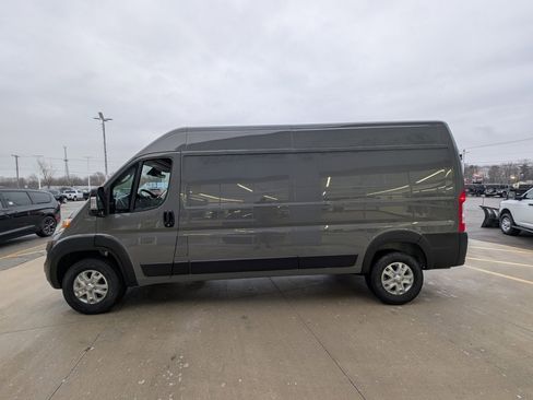 New 2026 RAM ProMaster 2500 w/ Quick Order Package 22G SLT image 8