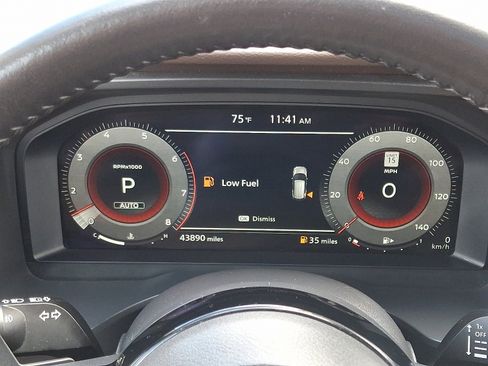 Certified 2022 Nissan Rogue Platinum w/ Head-Up Display Package image 22