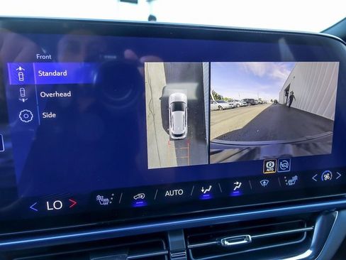 New 2026 Chevrolet Equinox EV LT image 26